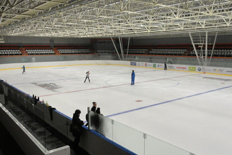 Referencie / ZŠ KE Crow Arena - foto Referencie / ZŠ KE Crow Arena - foto